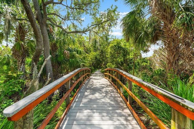 5637 WHITEHEAD STREET, Bradenton, FL 34203