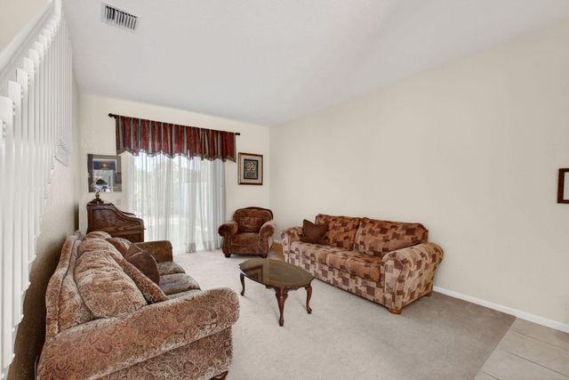 5002 Victoria Circle, West Palm Beach, FL 33409