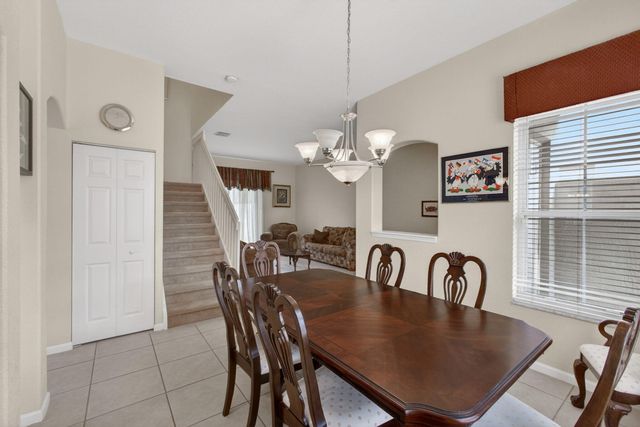 5002 Victoria Circle, West Palm Beach, FL 33409