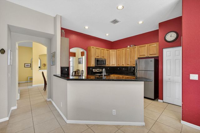 5002 Victoria Circle, West Palm Beach, FL 33409