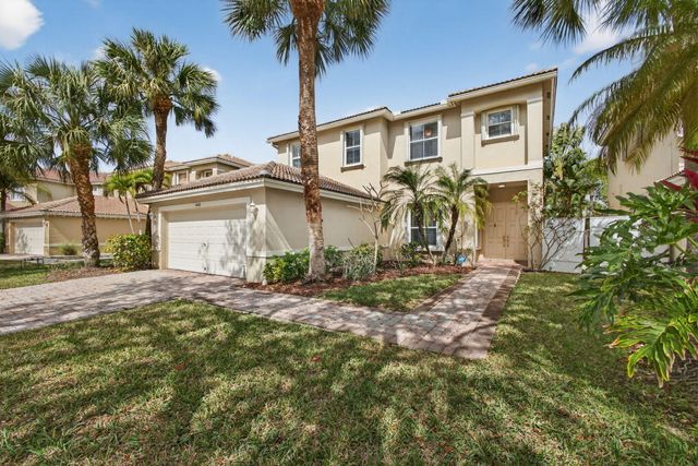 5002 Victoria Circle, West Palm Beach, FL 33409