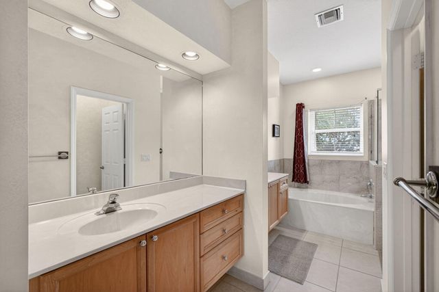 5002 Victoria Circle, West Palm Beach, FL 33409