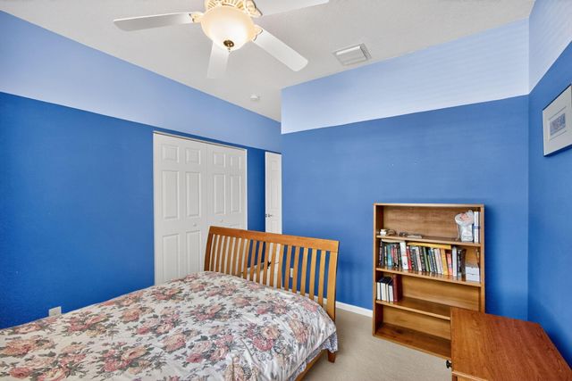 5002 Victoria Circle, West Palm Beach, FL 33409