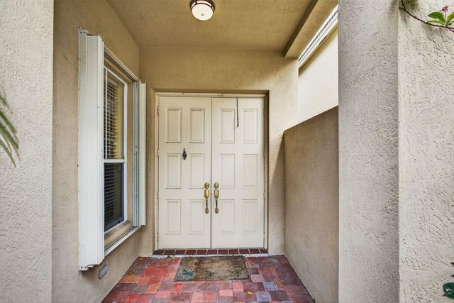 5002 Victoria Circle, West Palm Beach, FL 33409