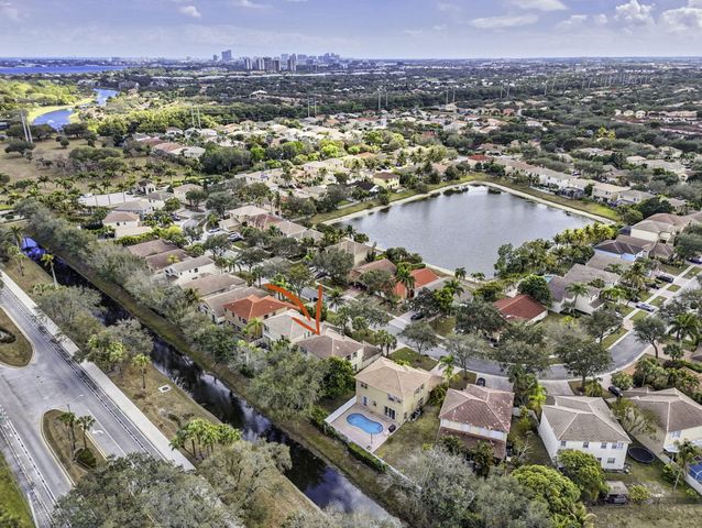 5002 Victoria Circle, West Palm Beach, FL 33409