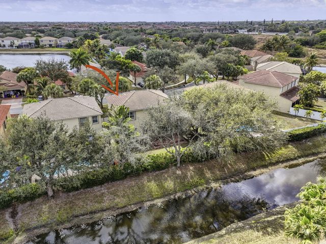 5002 Victoria Circle, West Palm Beach, FL 33409