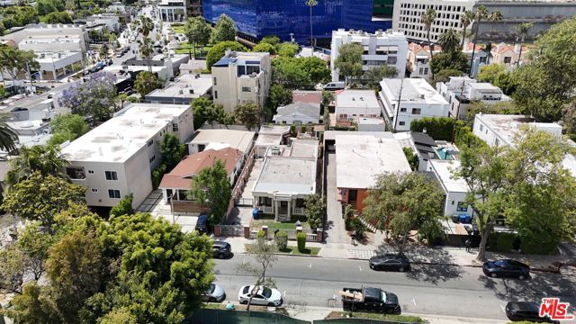 621 Westbourne Drive, West Hollywood, CA 90069