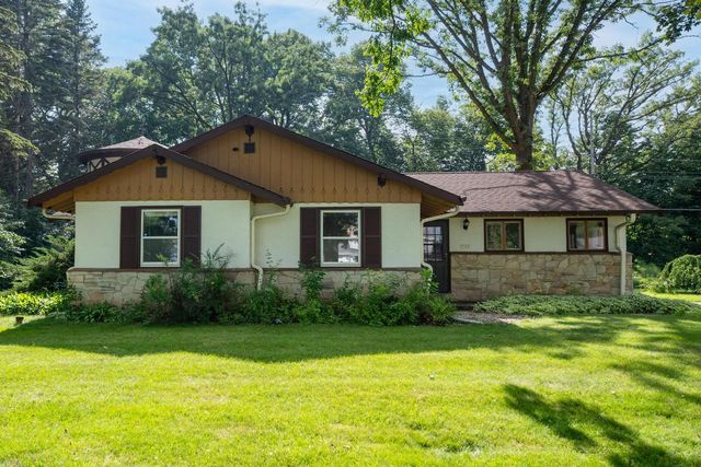 7505 N 79th STREET, Milwaukee, WI 53223