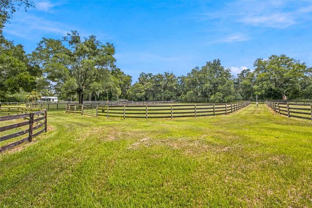 3825 NW 160TH STREET, Reddick, FL 32686