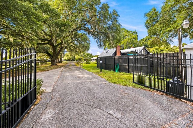 3825 NW 160TH STREET, Reddick, FL 32686