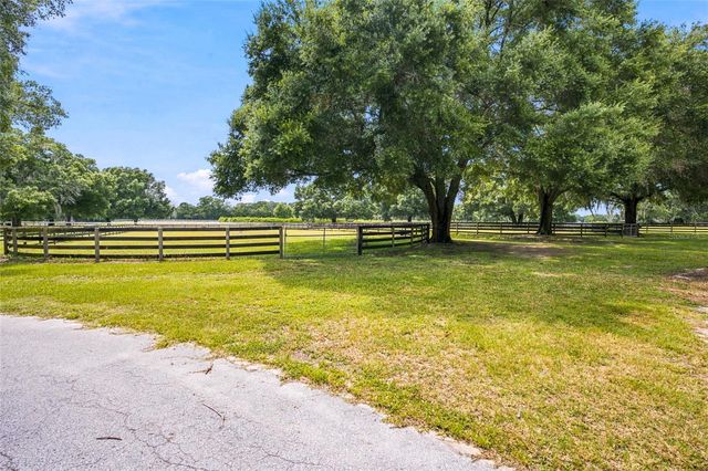 3825 NW 160TH STREET, Reddick, FL 32686