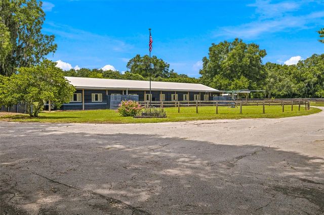 3825 NW 160TH STREET, Reddick, FL 32686