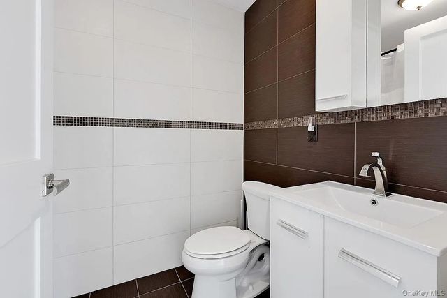 2833 Ocean Parkway B5, Brooklyn, NY 11235