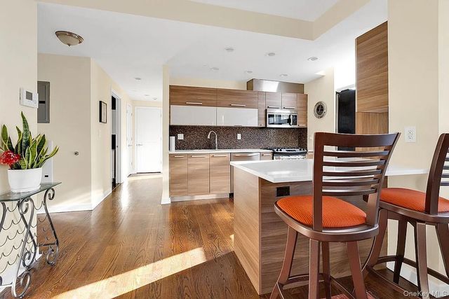 2833 Ocean Parkway B5, Brooklyn, NY 11235