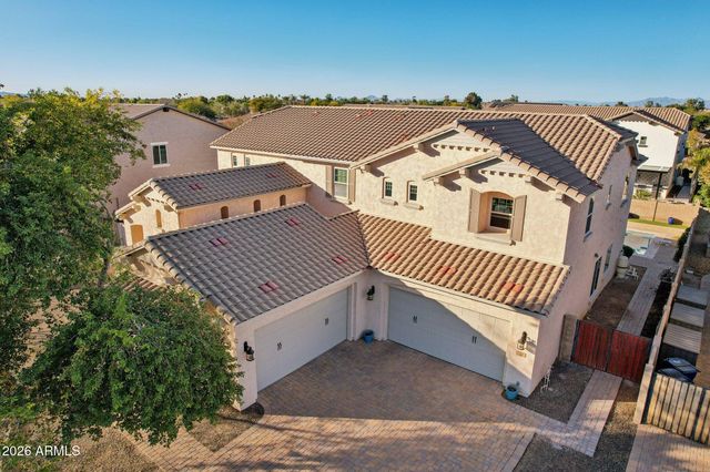 866 E LOWELL Avenue, Gilbert, AZ 85295