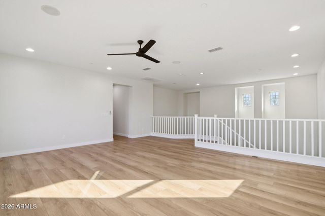 866 E LOWELL Avenue, Gilbert, AZ 85295