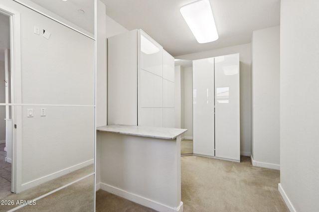 866 E LOWELL Avenue, Gilbert, AZ 85295