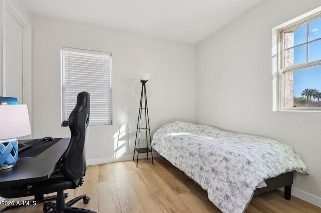 866 E LOWELL Avenue, Gilbert, AZ 85295