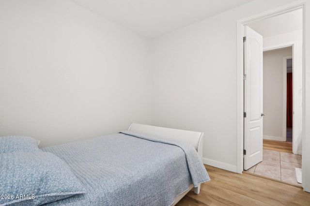 866 E LOWELL Avenue, Gilbert, AZ 85295