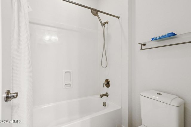 866 E LOWELL Avenue, Gilbert, AZ 85295