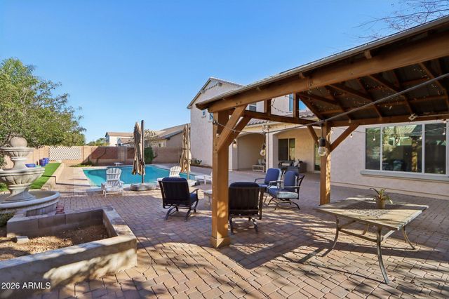 866 E LOWELL Avenue, Gilbert, AZ 85295