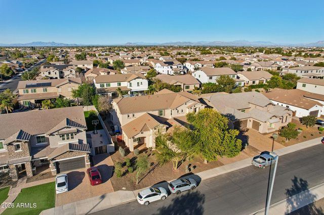 866 E LOWELL Avenue, Gilbert, AZ 85295