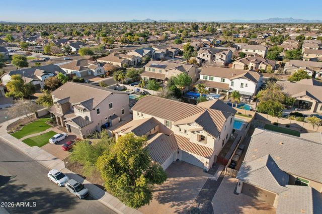 866 E LOWELL Avenue, Gilbert, AZ 85295