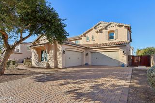 866 E LOWELL Avenue, Gilbert, AZ 85295