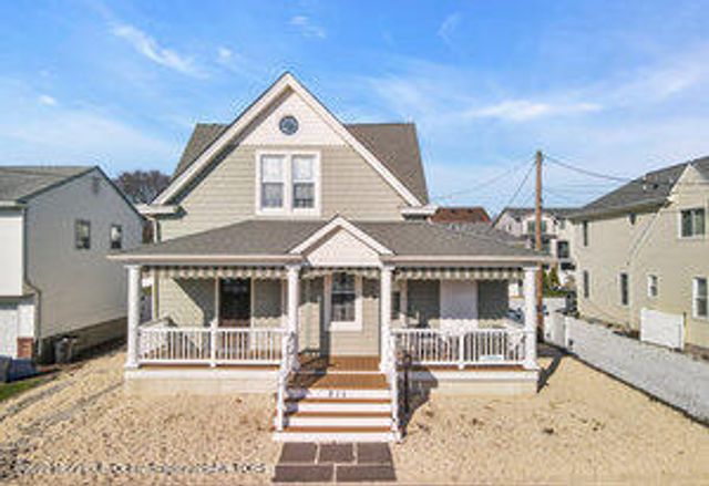 211 Arnold Avenue, Point Pleasant Beach, NJ 08742