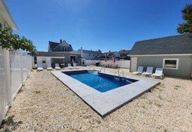 211 Arnold Avenue, Point Pleasant Beach, NJ 08742