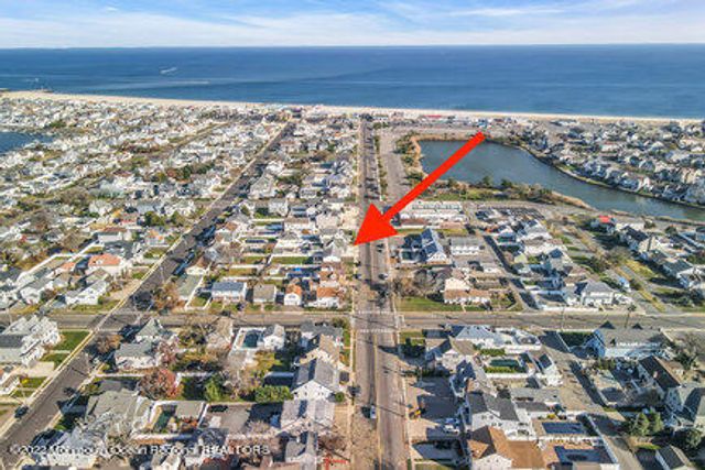 211 Arnold Avenue, Point Pleasant Beach, NJ 08742