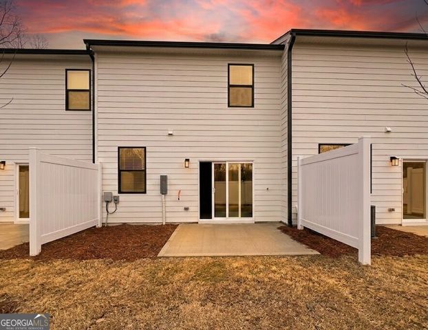 7304 Mulberry Trace Lane, Flowery Branch, GA 30542