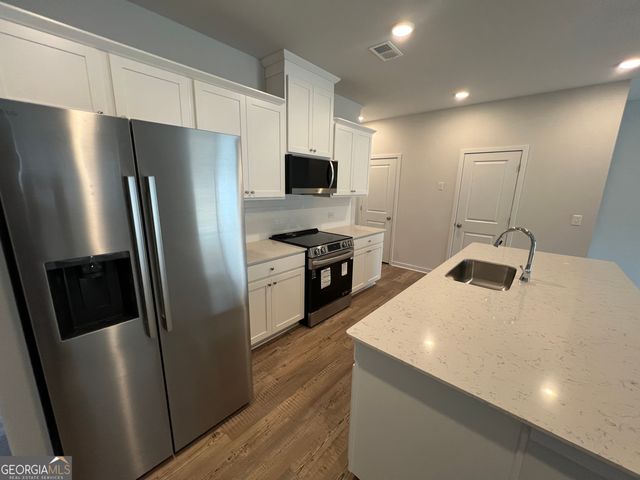 7304 Mulberry Trace Lane, Flowery Branch, GA 30542