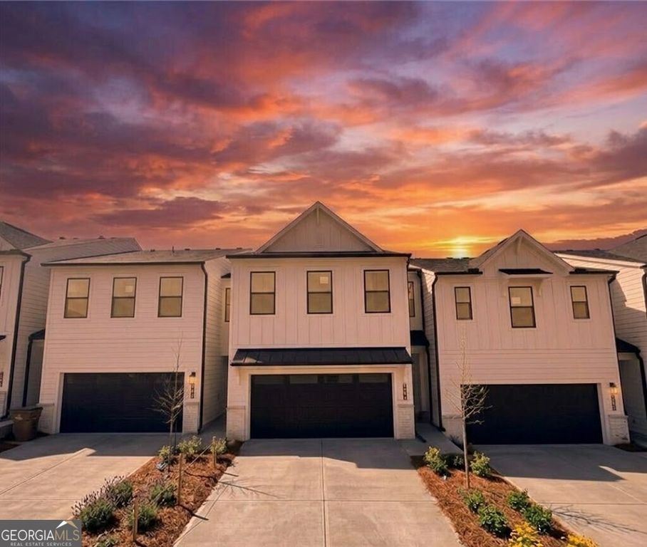 7304 Mulberry Trace Lane, Flowery Branch, GA 30542