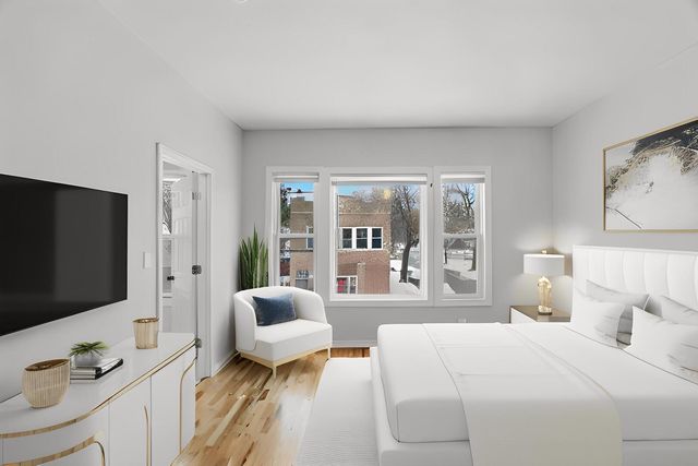 5256 S Carpenter Street, Chicago, IL 60609