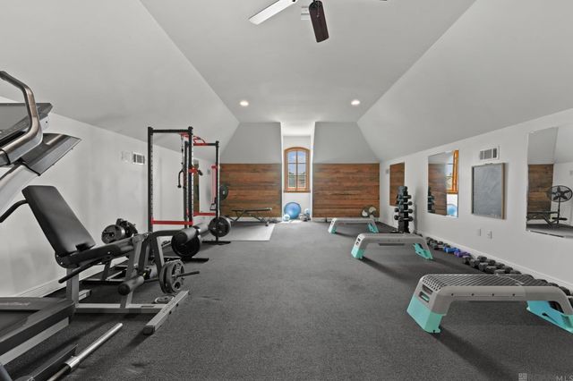 36233 Lasalle Pointe Dr, Prairieville, LA 70769