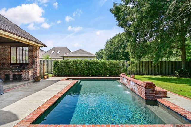 36233 Lasalle Pointe Dr, Prairieville, LA 70769