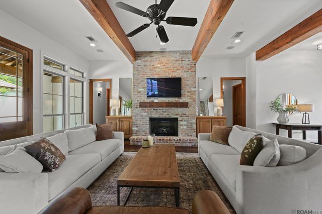36233 Lasalle Pointe Dr, Prairieville, LA 70769