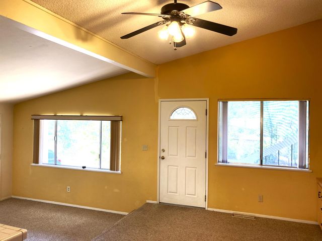 43669 Skyline Drive, Three Rivers, CA 93271