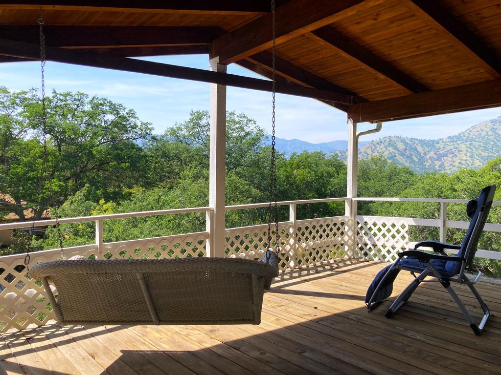 Image 4 of property listing at 43669 Skyline Drive, Three Rivers, CA 93271