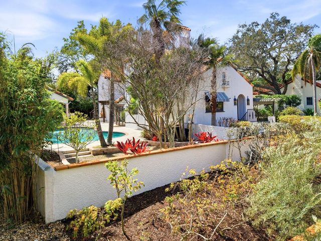 1529 MAPLE STREET, Clearwater, FL 33755