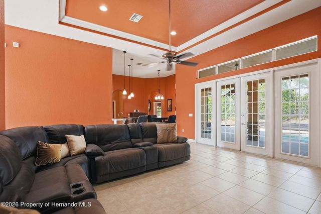 7190 Bahama Swallow Avenue, Weeki Wachee, FL 34613