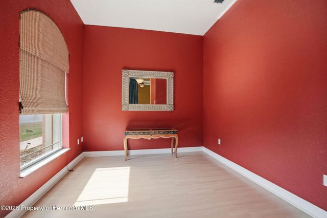 7190 Bahama Swallow Avenue, Weeki Wachee, FL 34613