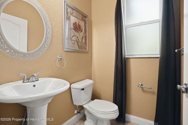 7190 Bahama Swallow Avenue, Weeki Wachee, FL 34613