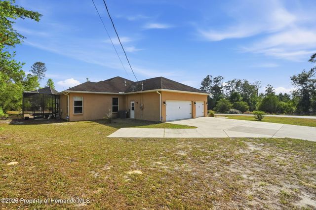7190 Bahama Swallow Avenue, Weeki Wachee, FL 34613