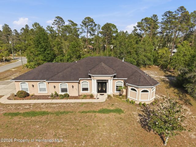 7190 Bahama Swallow Avenue, Weeki Wachee, FL 34613