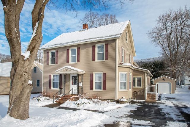 76 South Street, Proctor, VT 05765