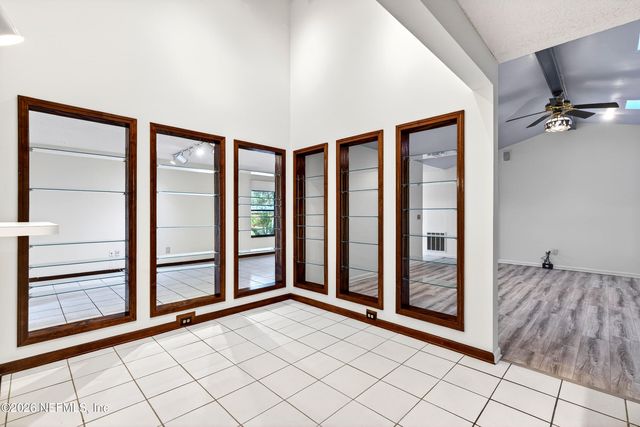 1666 VILLAGE Way, Orange Park, FL 32073