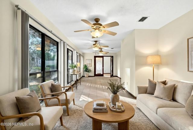 1666 VILLAGE Way, Orange Park, FL 32073