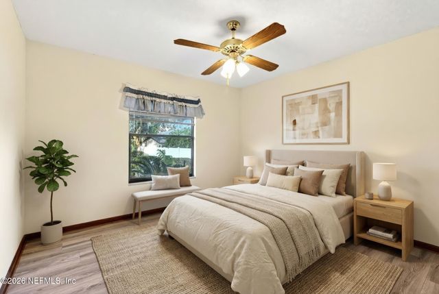 1666 VILLAGE Way, Orange Park, FL 32073